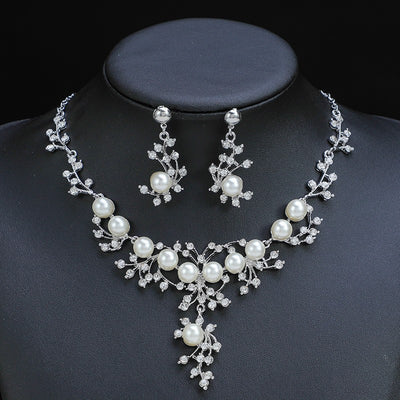 Women's Fashion Necklace Two-piece Earrings Set