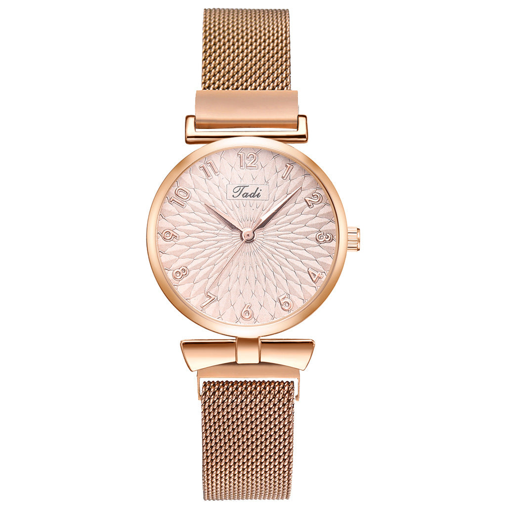 Montre à quartz tendance pour femme avec bracelet en maille