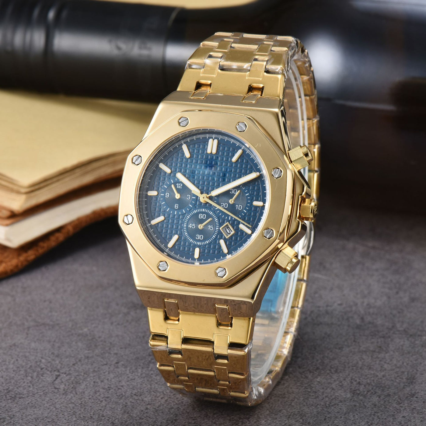 Men’s Stainless Steel Quartz Calendar Watch