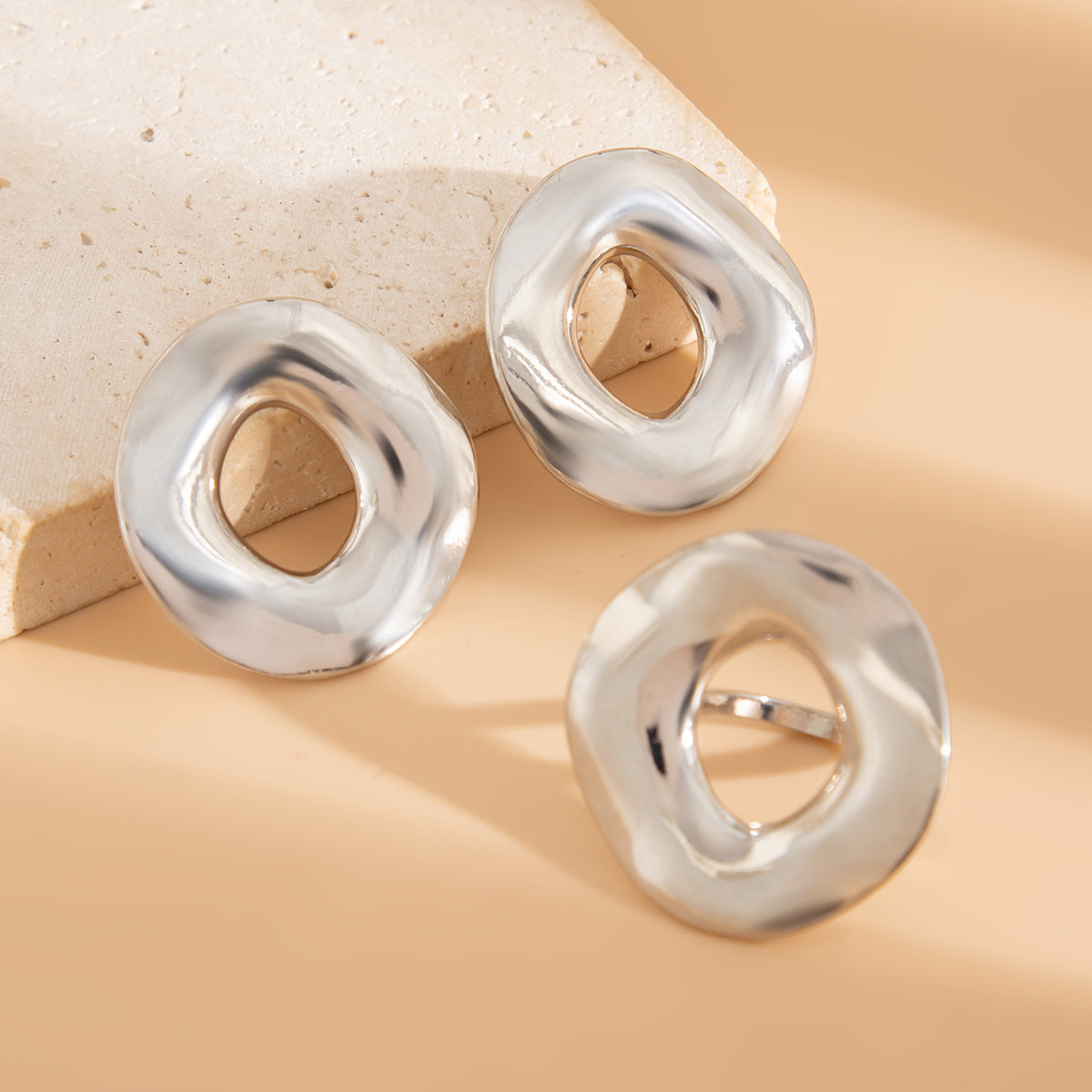 Hollow Geometric Glossy Earring Set