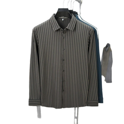 Spring And Autumn New Vertical Striped Shirt Men