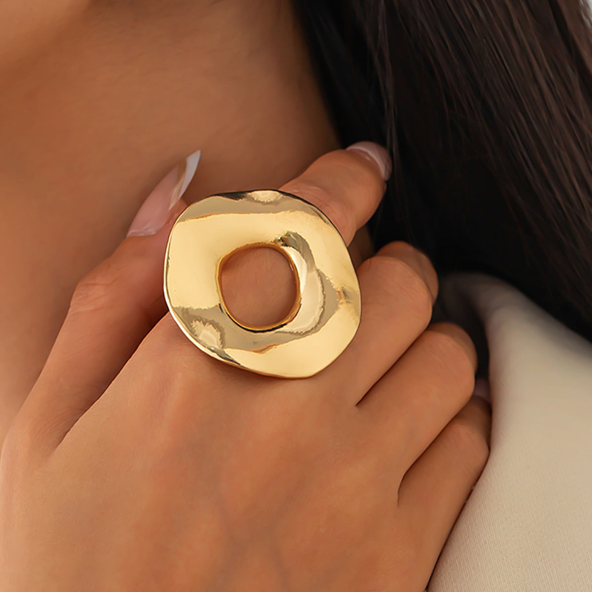 Hollow Geometric Glossy Earring Set