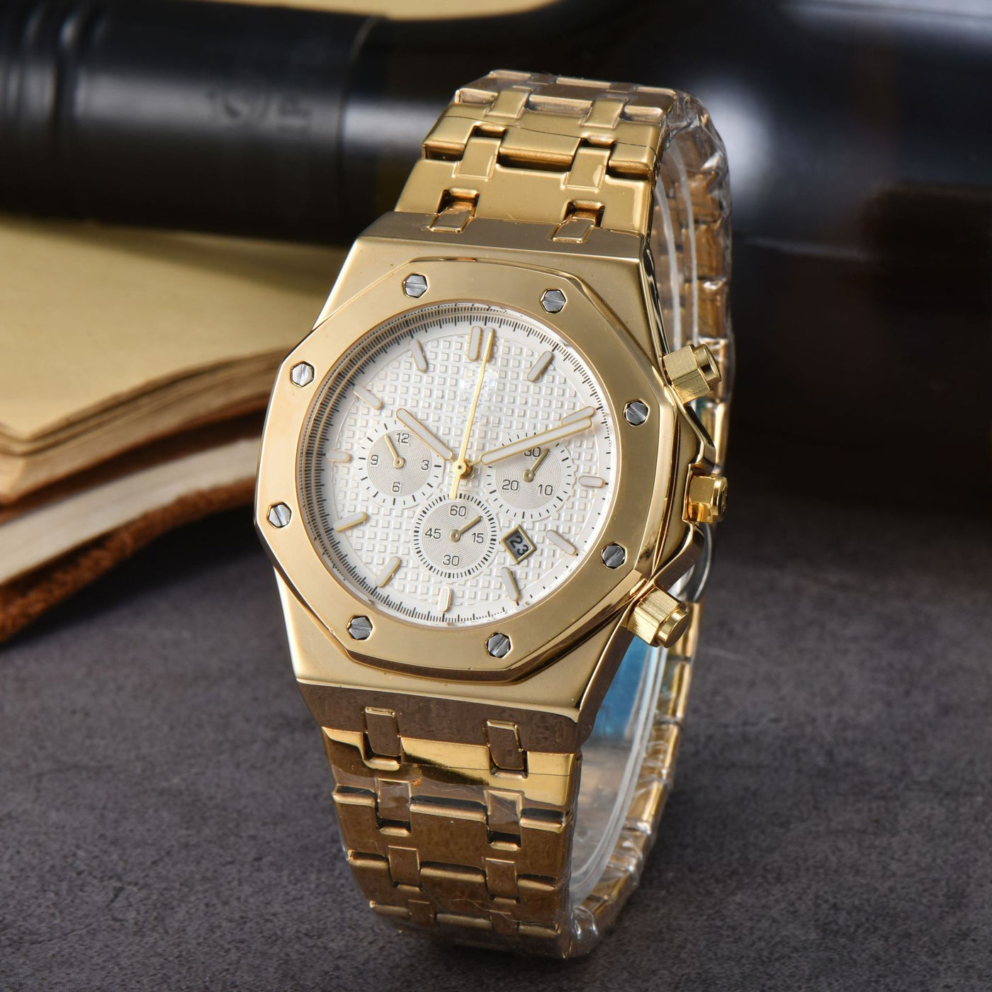 Men’s Stainless Steel Quartz Calendar Watch