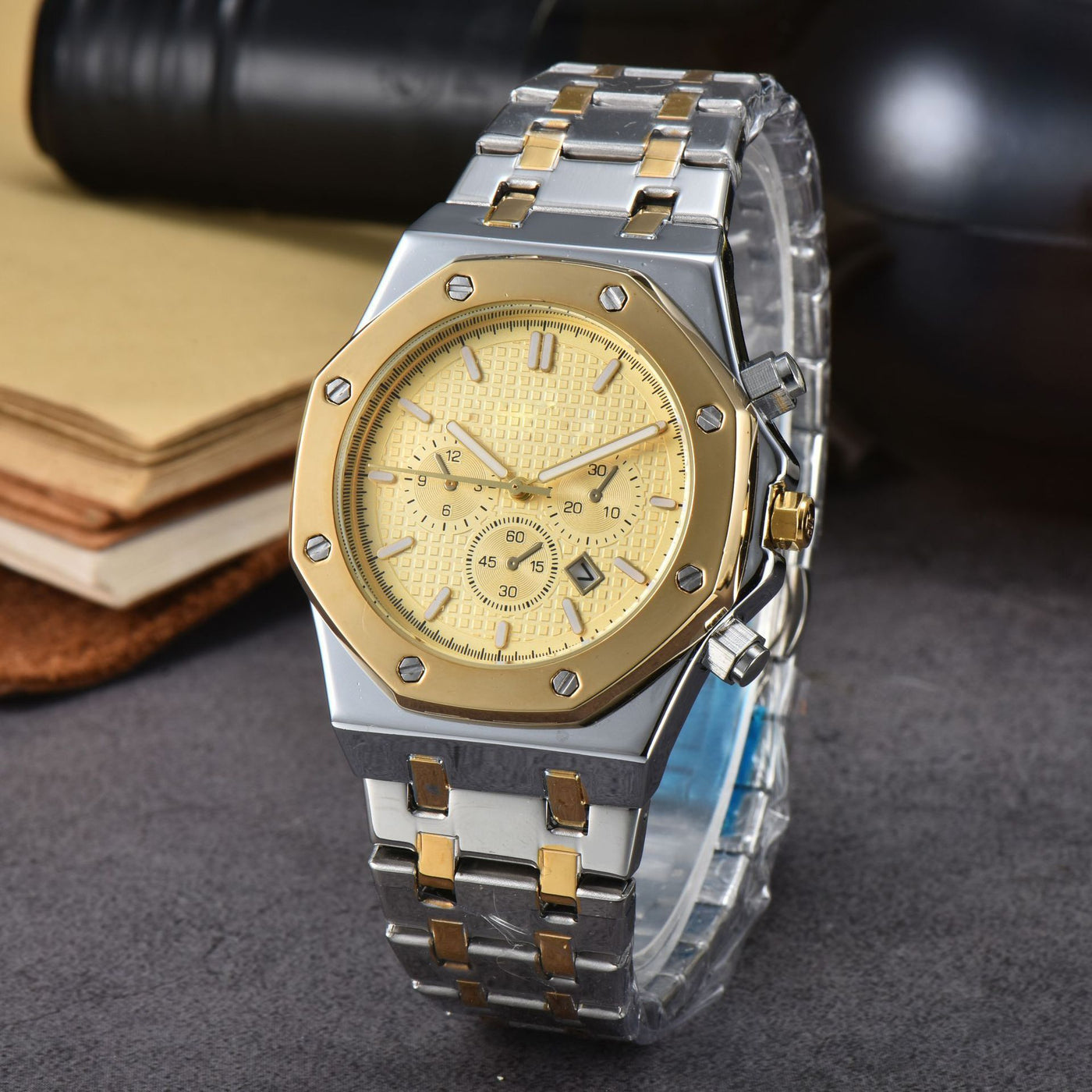 Men’s Stainless Steel Quartz Calendar Watch