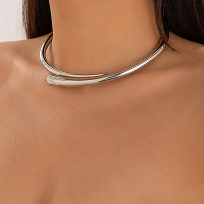 Geometric Metal Glossy Choker Necklace & Bracelet Set
